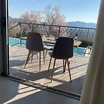 ヴィラ La Olivetree Katuni
