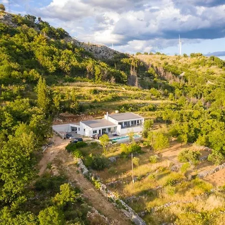 Villa La Olivetree Katuni