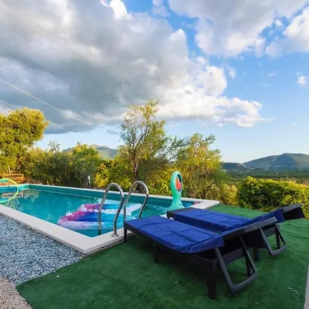 La Olivetree Villa Katuni