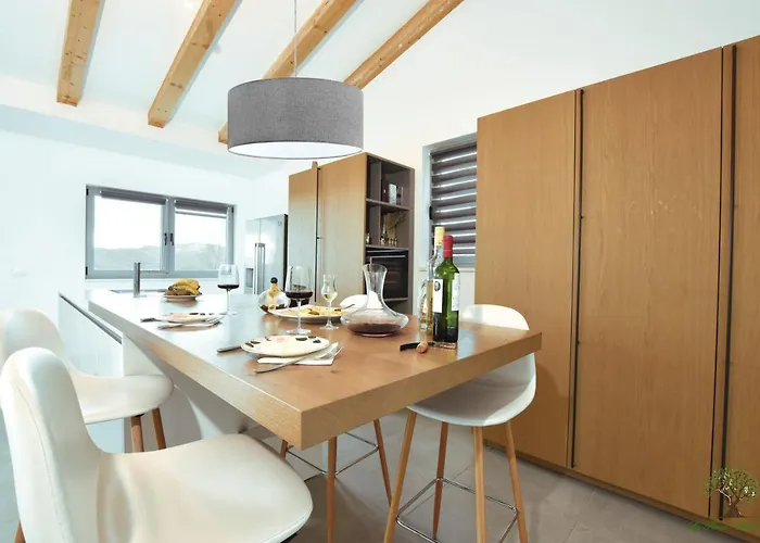 La Olivetree Villa