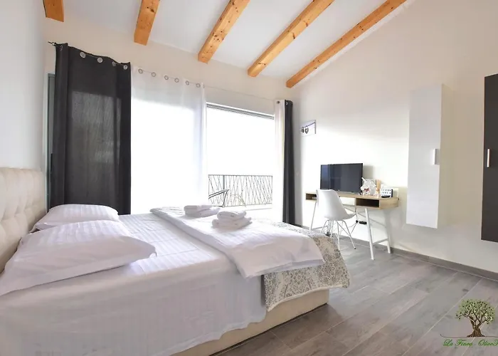 La Olivetree Villa *