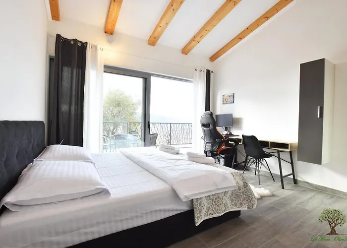 La Olivetree Villa